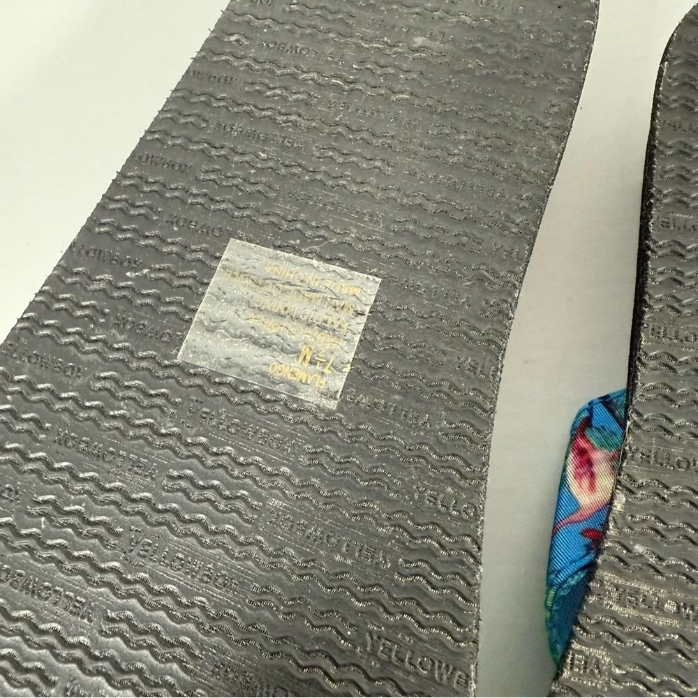 Yellow Box Flip Flops Blue with Pink Flamingos Size 7 1/2 7.5 Sandals Tropical - Picture 8 of 15